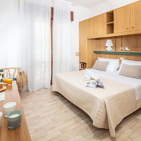 לידו די ג'סולו Hotel Astor מראה חיצוני תמונה
