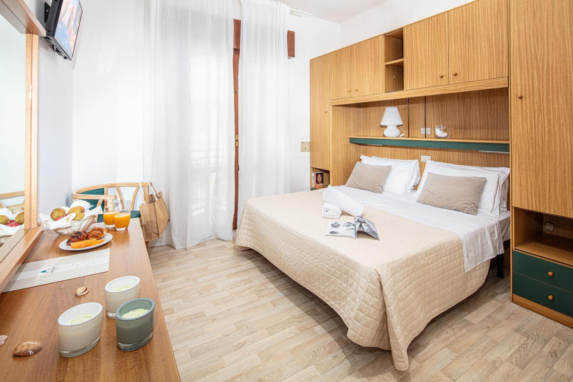 לידו די ג'סולו Hotel Astor מראה חיצוני תמונה